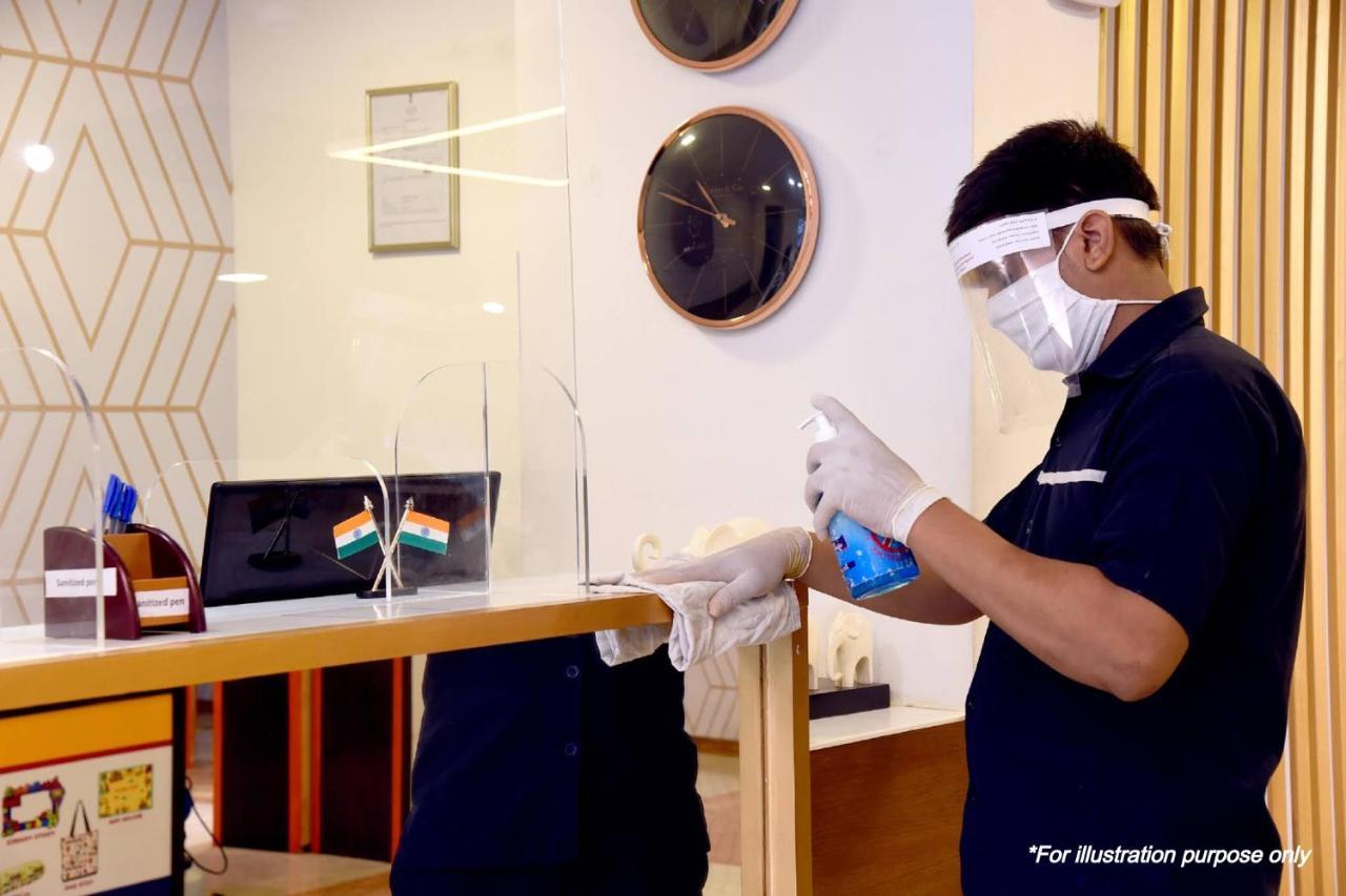 Oyo Flagship 62980 Shiva Residency Hotel Garhi Harsaru Buitenkant foto